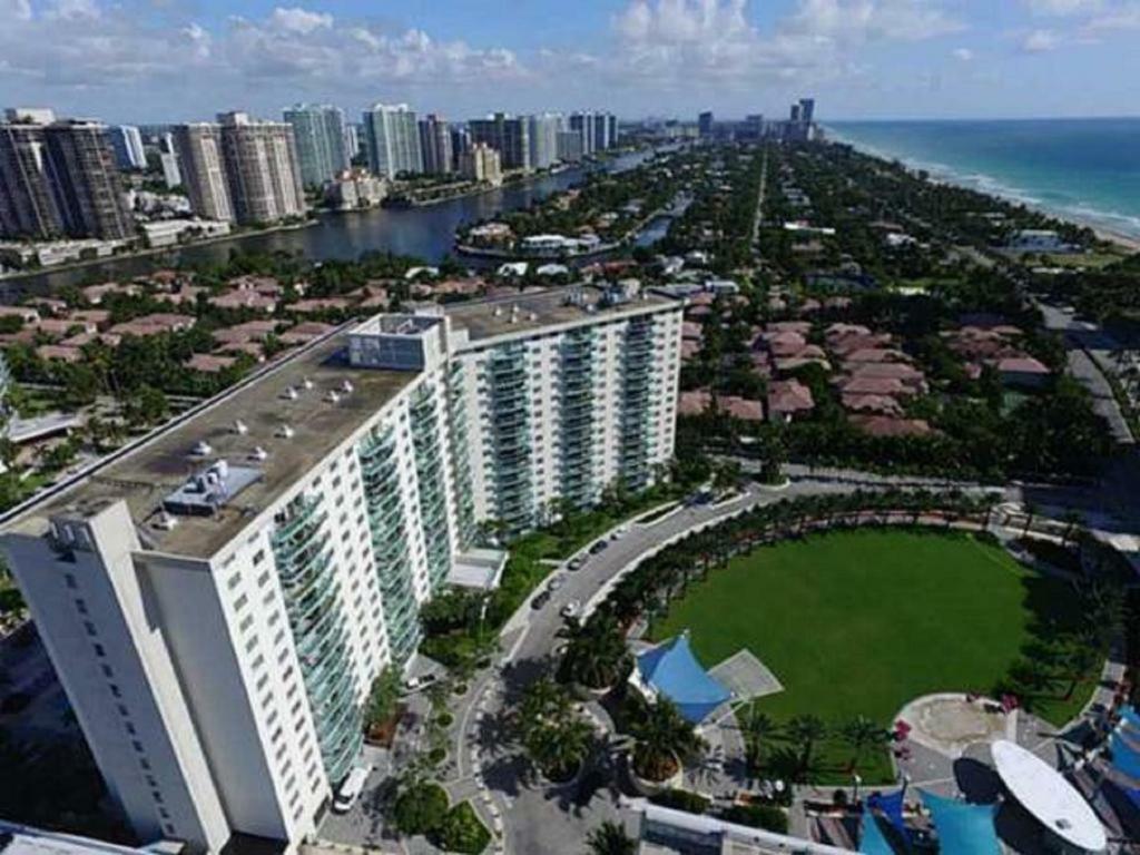 Ocean Reserve Sunny Isles Beach Exterior foto